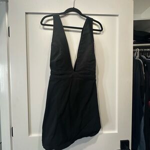 Elegant Black Sleeveless Dress